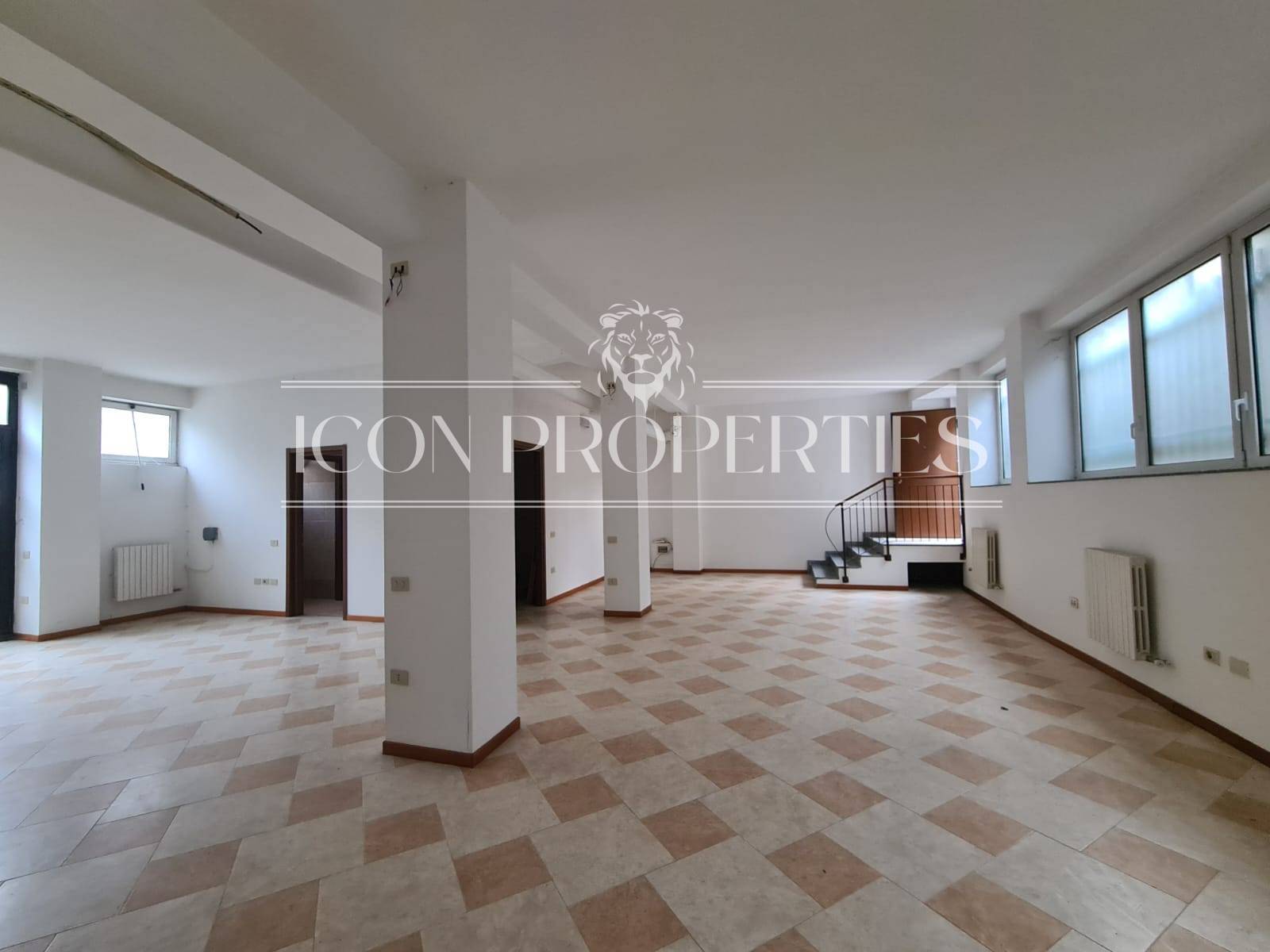 Laboratorio in vendita a Milano, Precotto