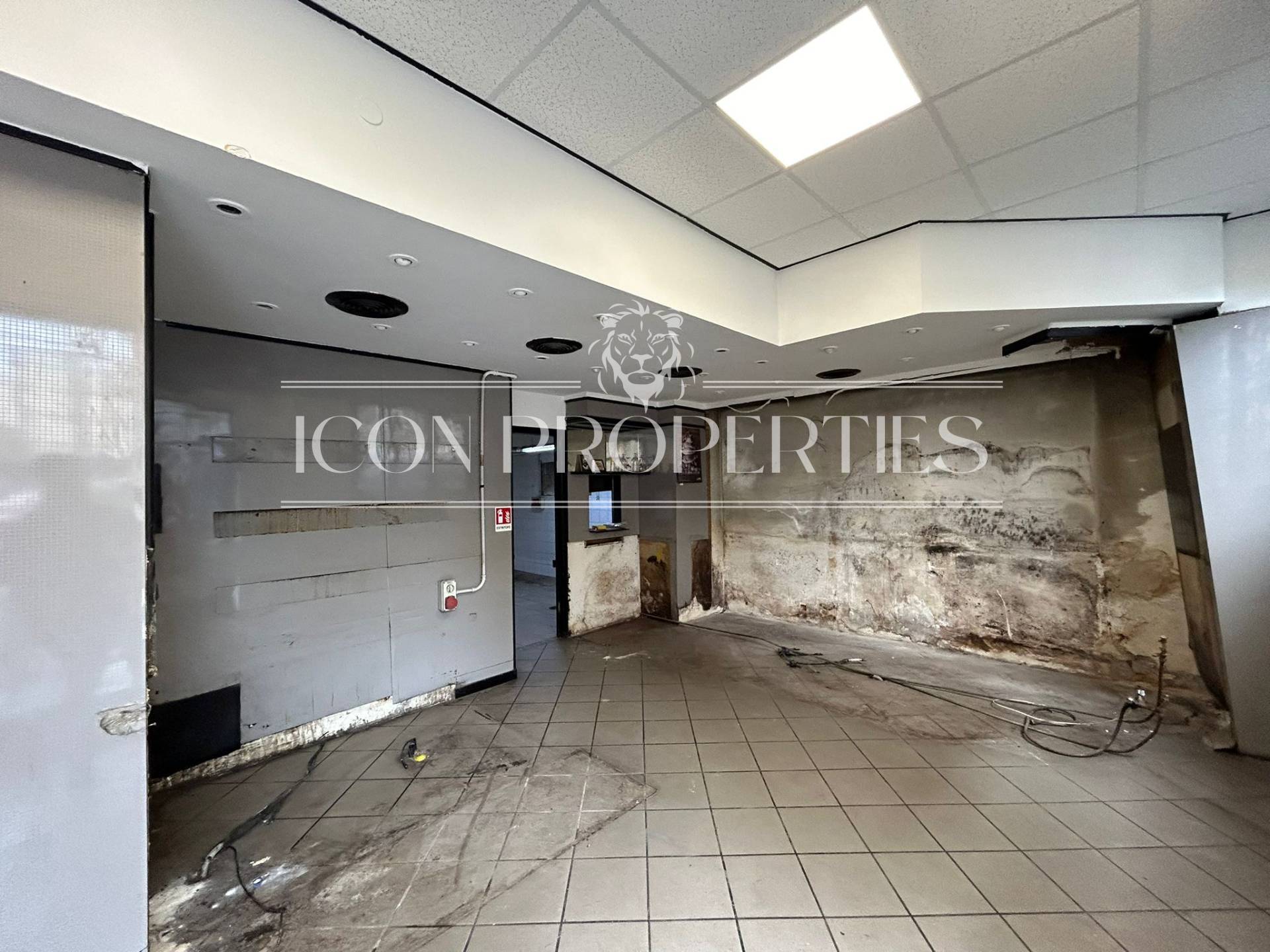 Negozio in affitto a Milano, P.ta Venezia