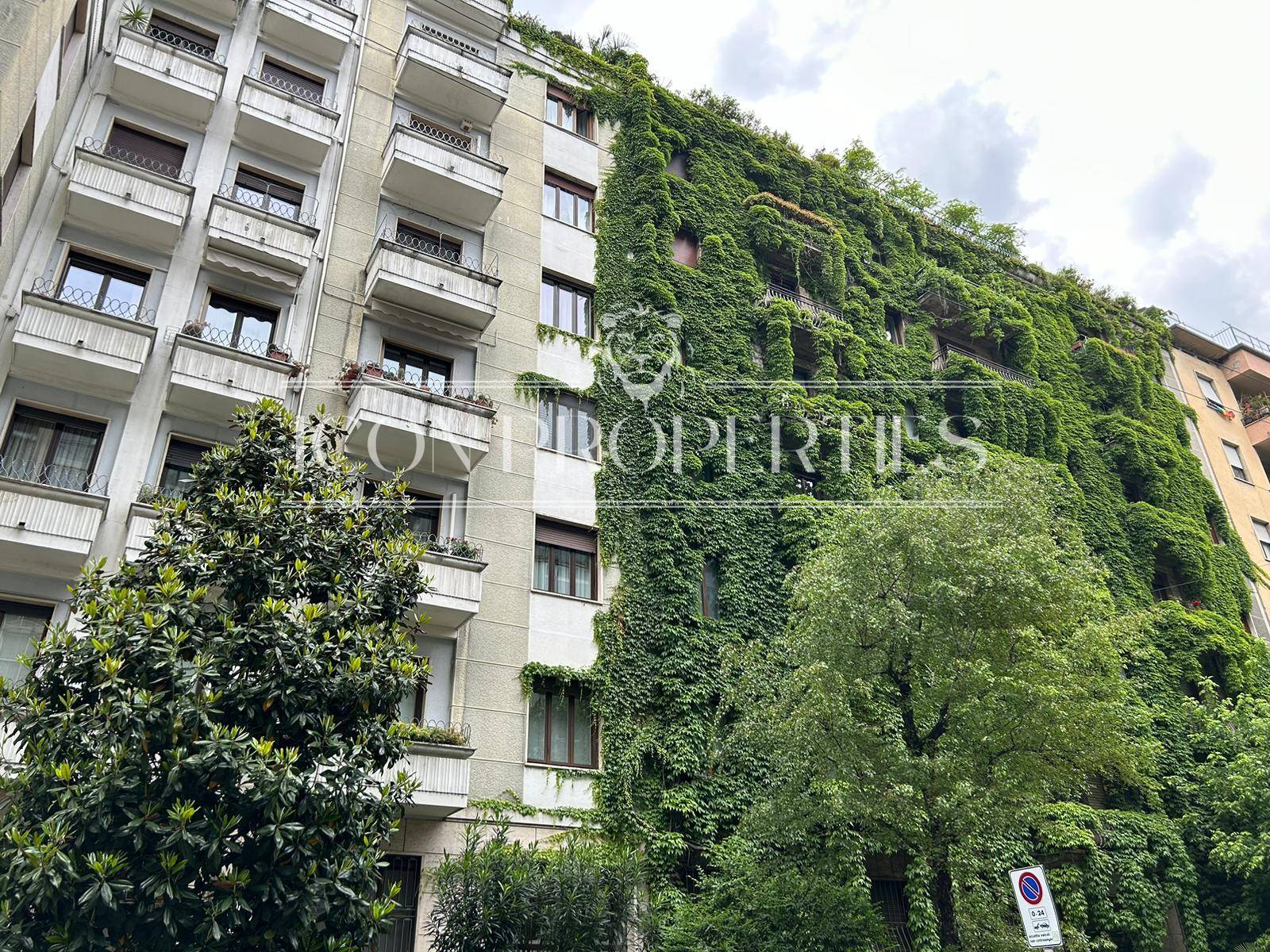 Ufficio in vendita a Milano, Crocetta