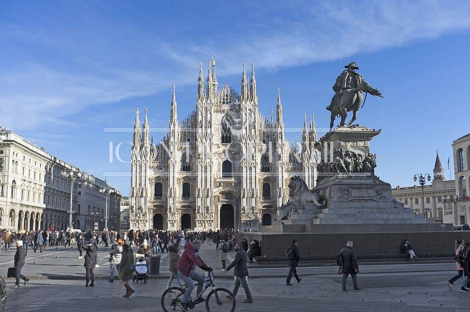 Negozio in vendita a Milano, Duomo