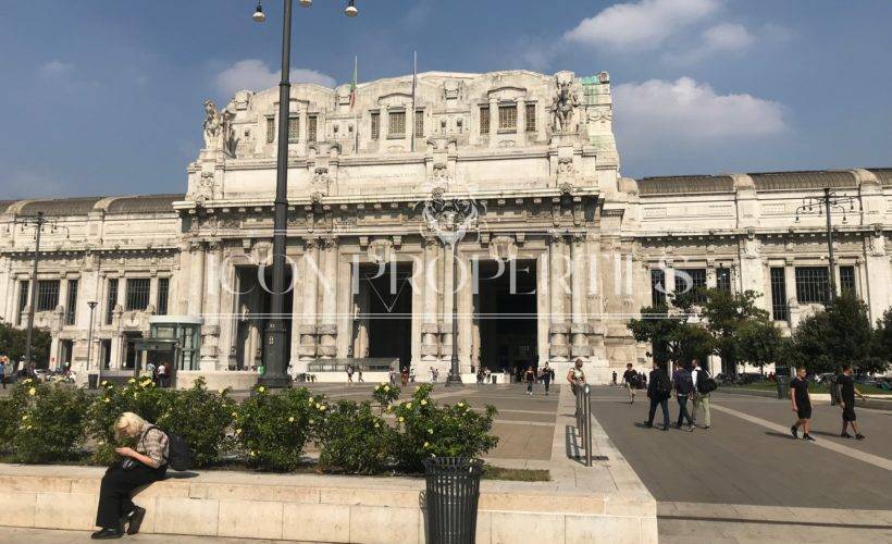 Negozio in vendita a Milano, Stazione Centrale