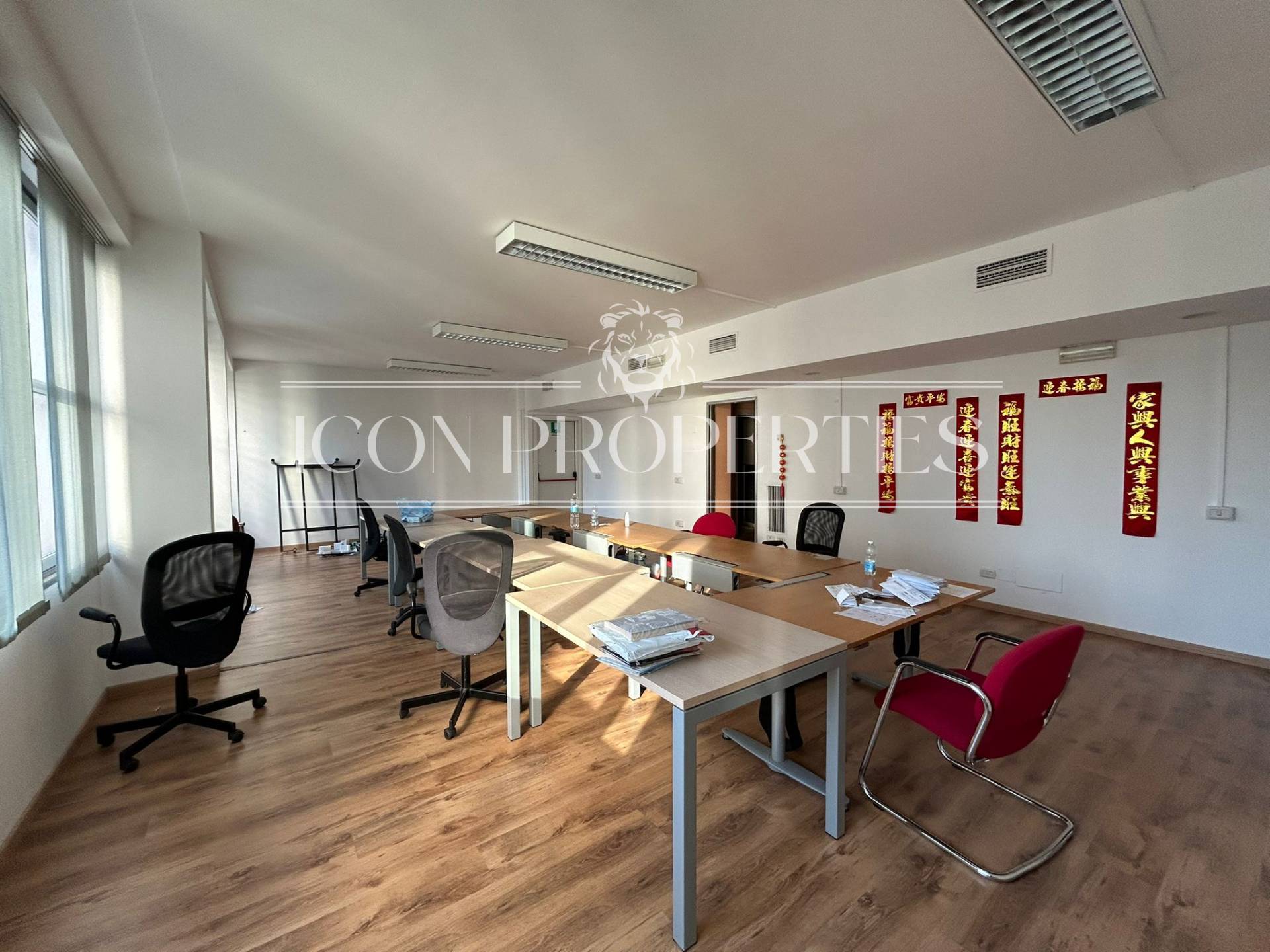 Ufficio in vendita a Milano, Isola
