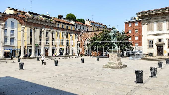 Ufficio in vendita a Milano, Ticinese