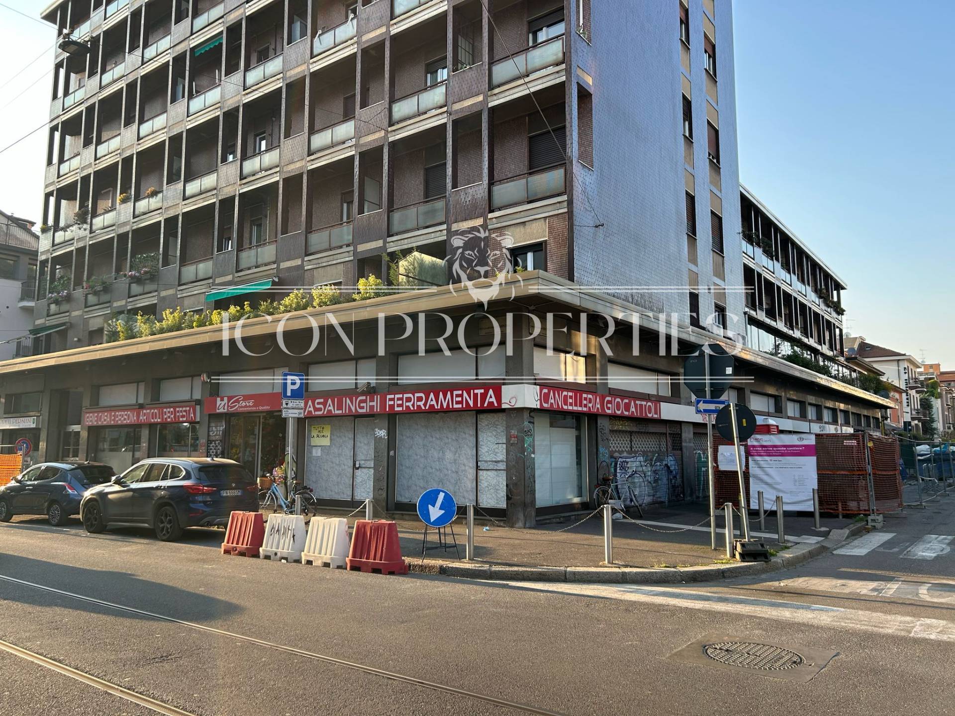 Negozio in vendita a Milano, Loreto