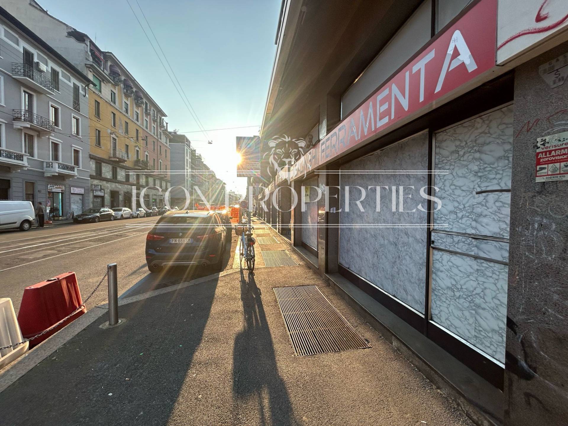 Negozio in vendita a Milano, Loreto