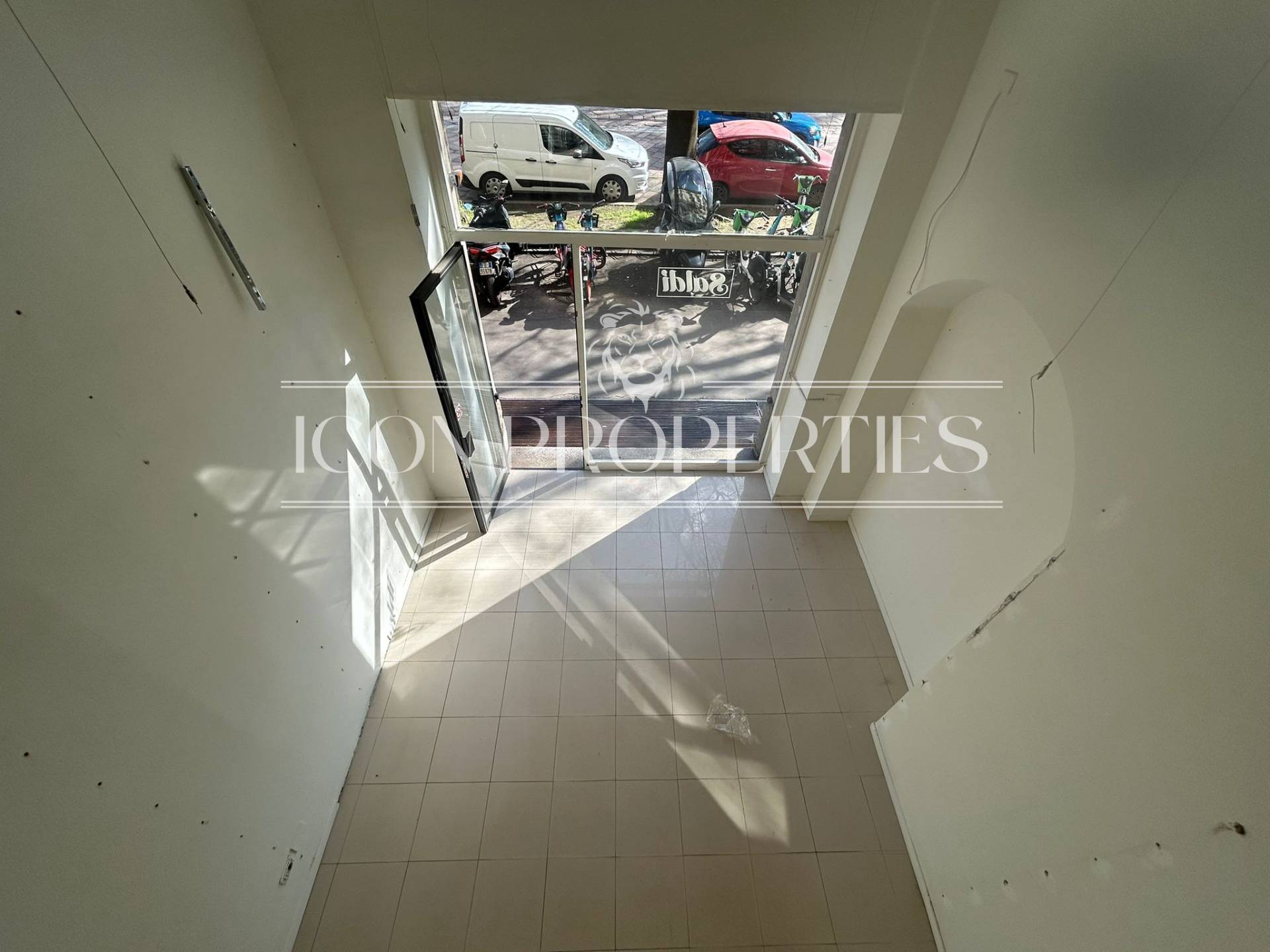 Negozio in affitto a Milano, Cairoli