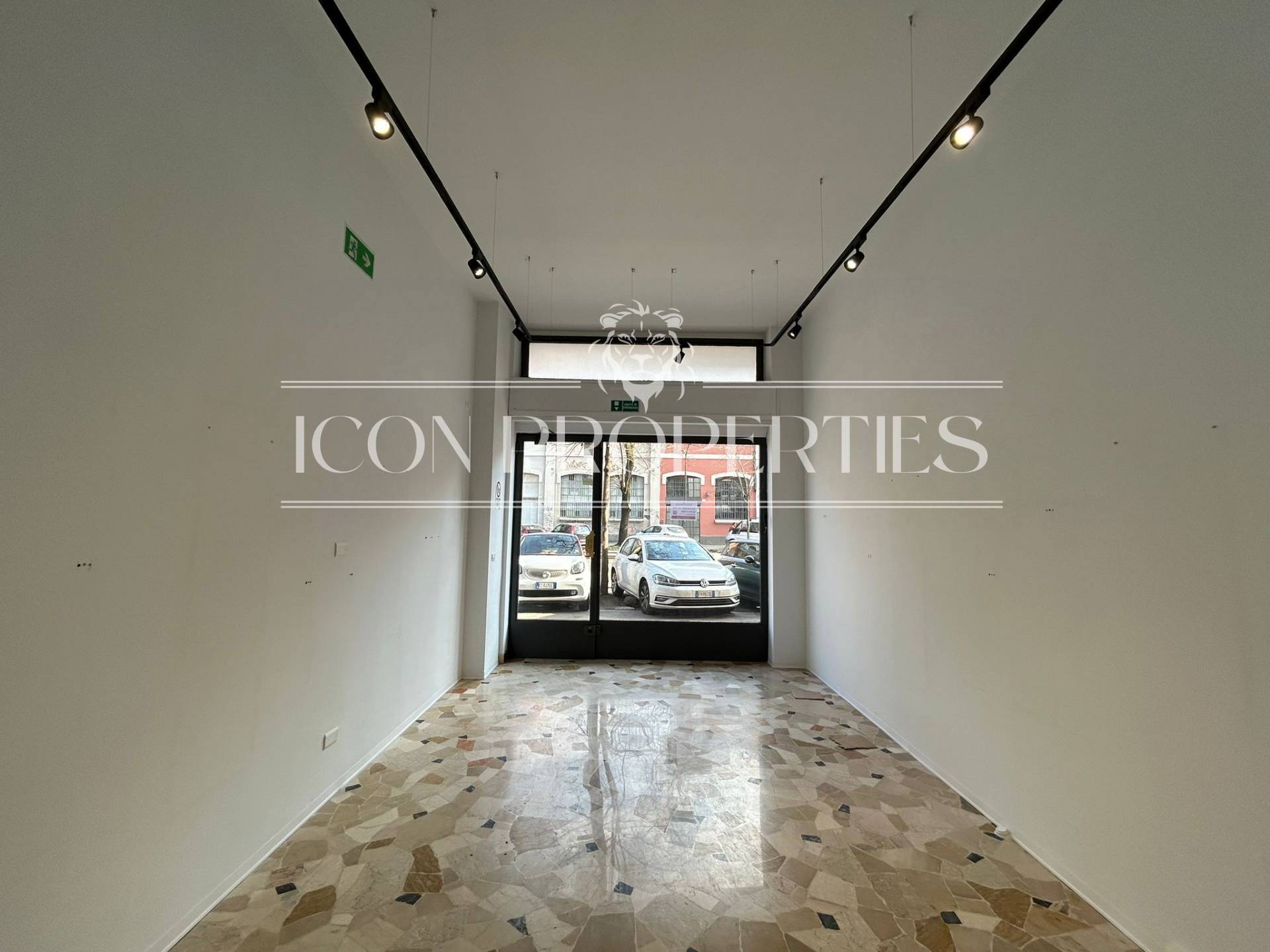 Negozio in affitto a Milano, Solari