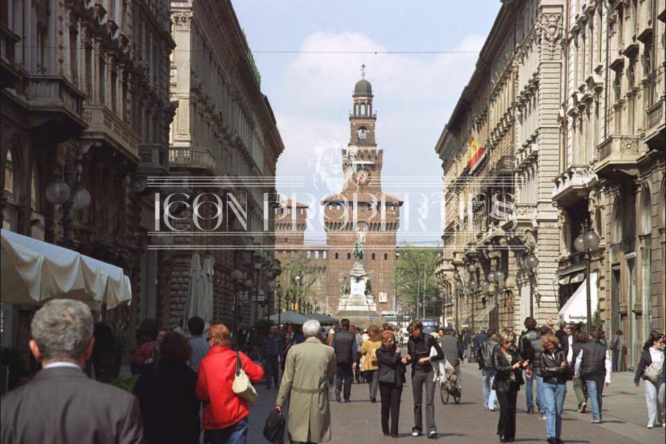 Negozio in affitto a Milano, Cairoli