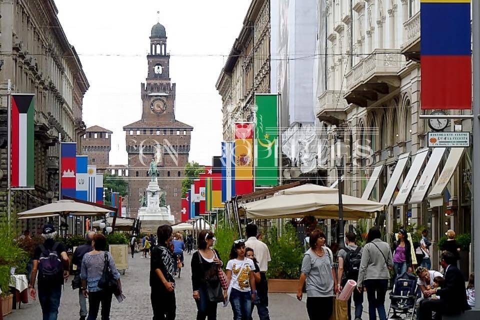 Negozio in affitto a Milano, Cairoli