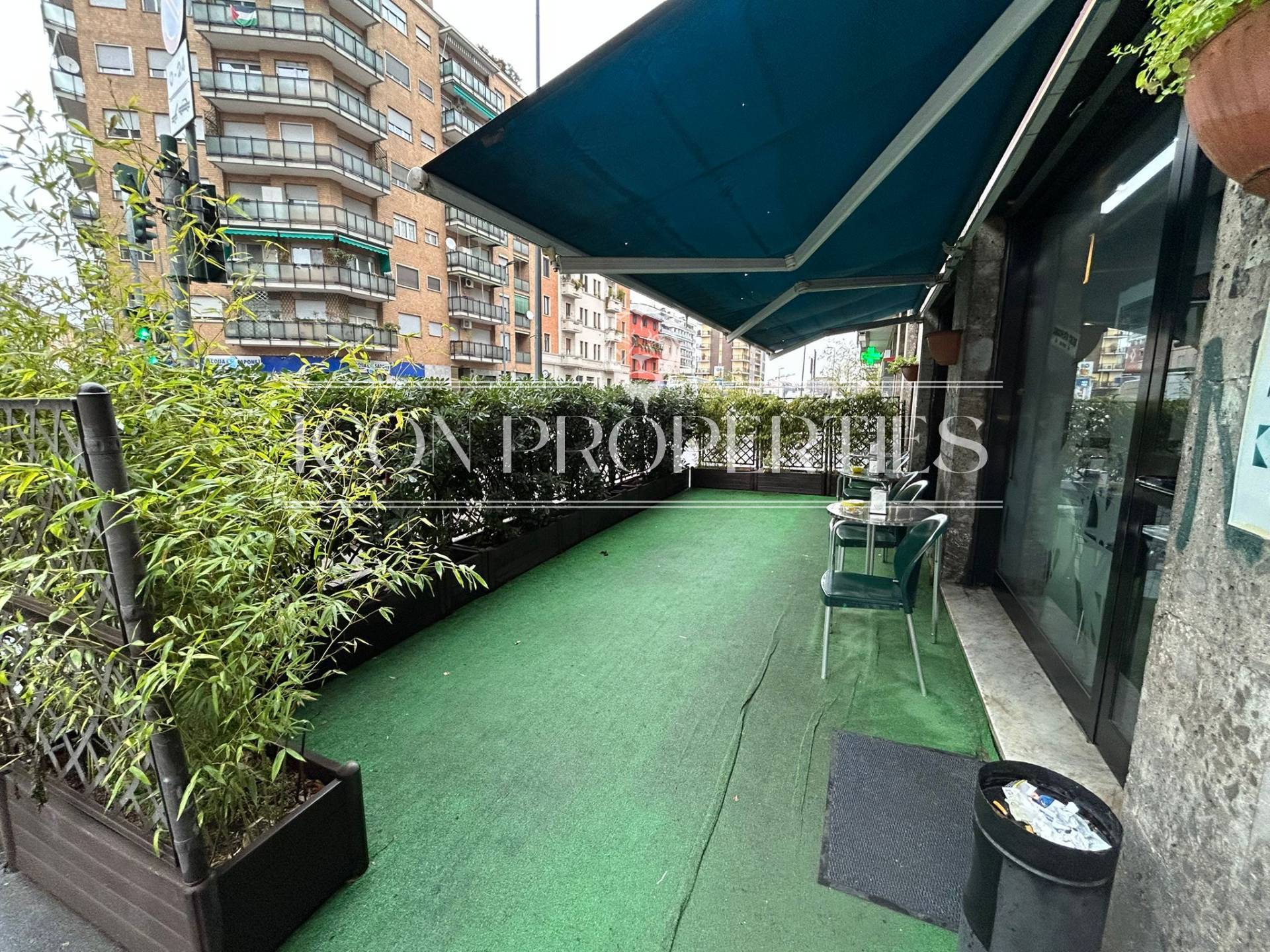 Negozio in affitto a Milano, Romolo