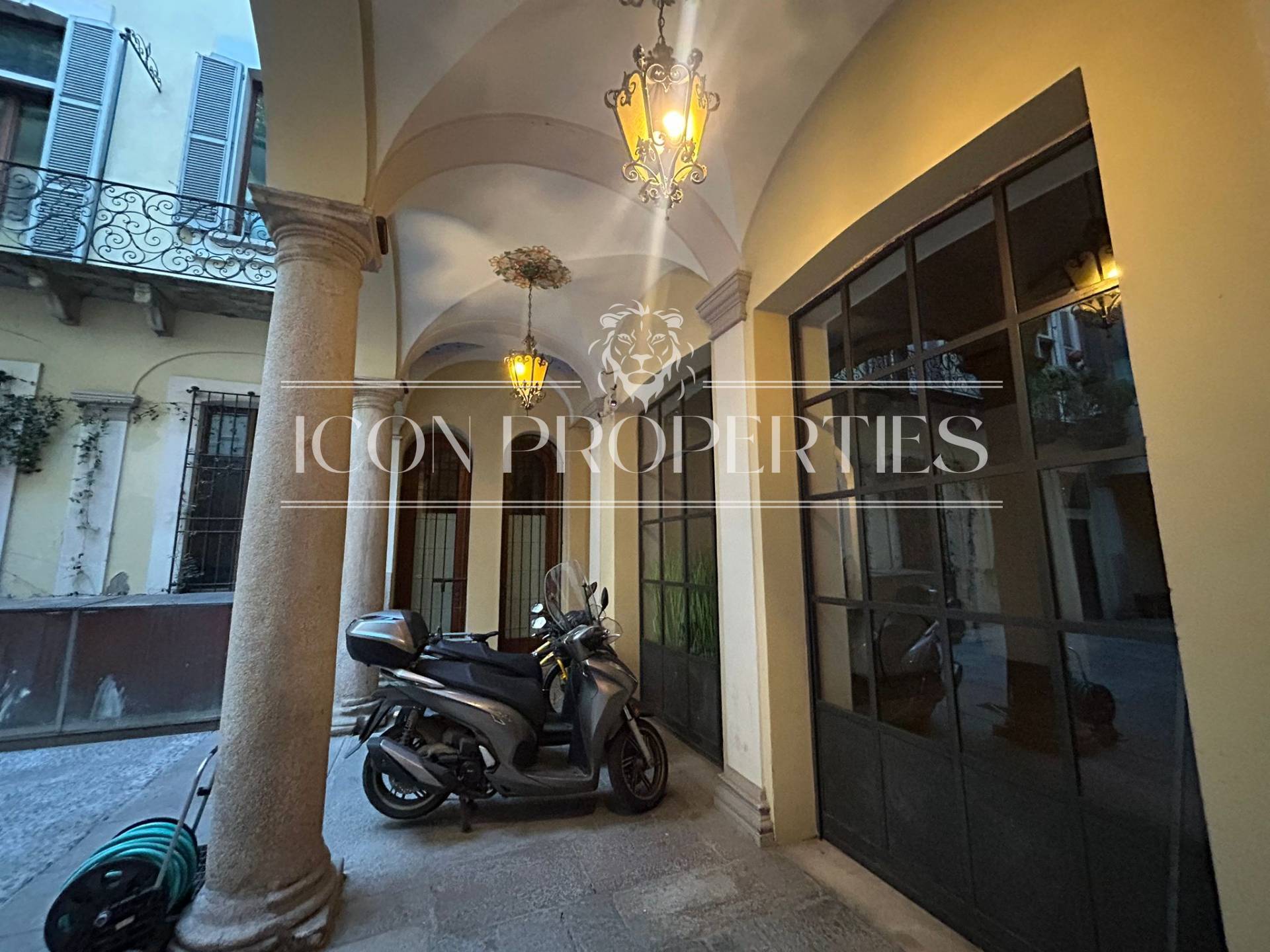 Laboratorio in vendita a Milano, Ticinese