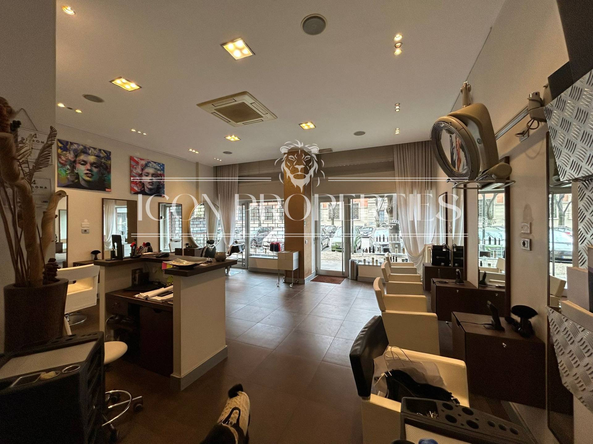 Negozio in affitto a Milano, Tortona