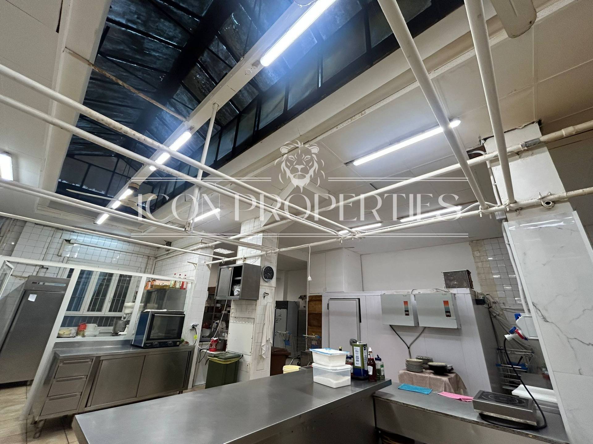 Negozio in affitto a Milano, Forlanini