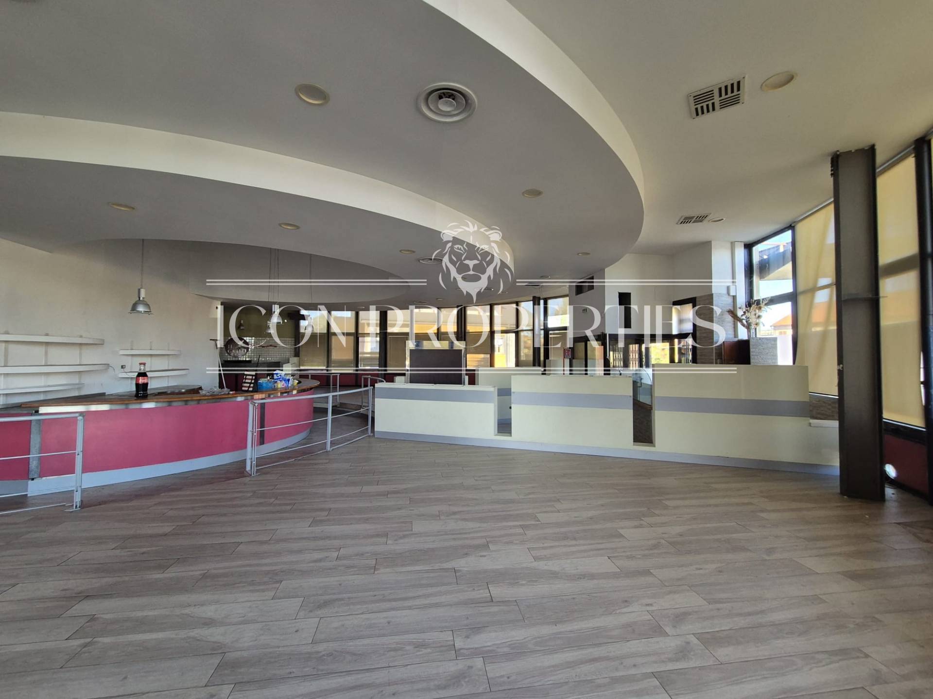 Negozio in affitto a Cornaredo