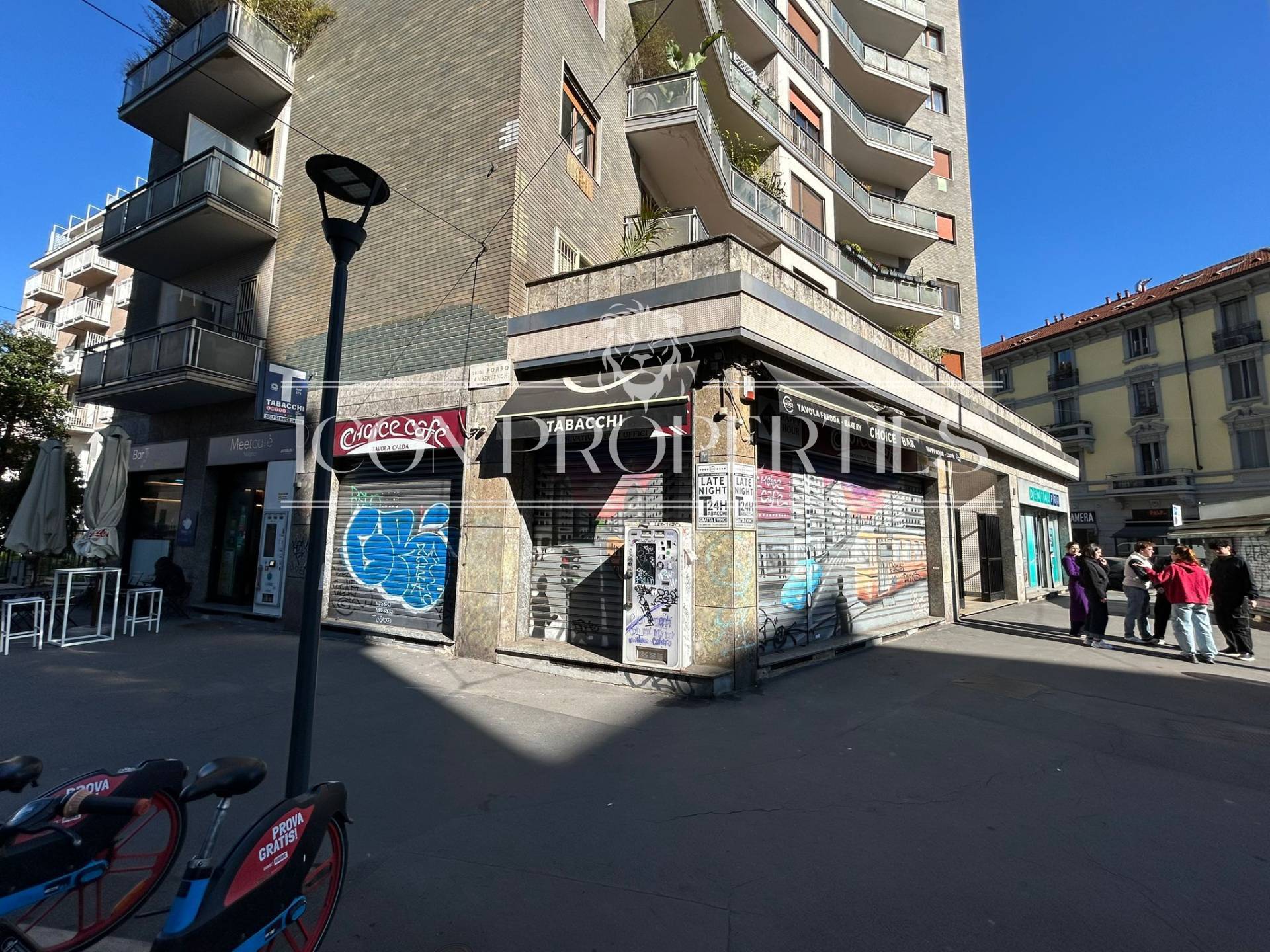 Negozio in vendita a Milano, Isola