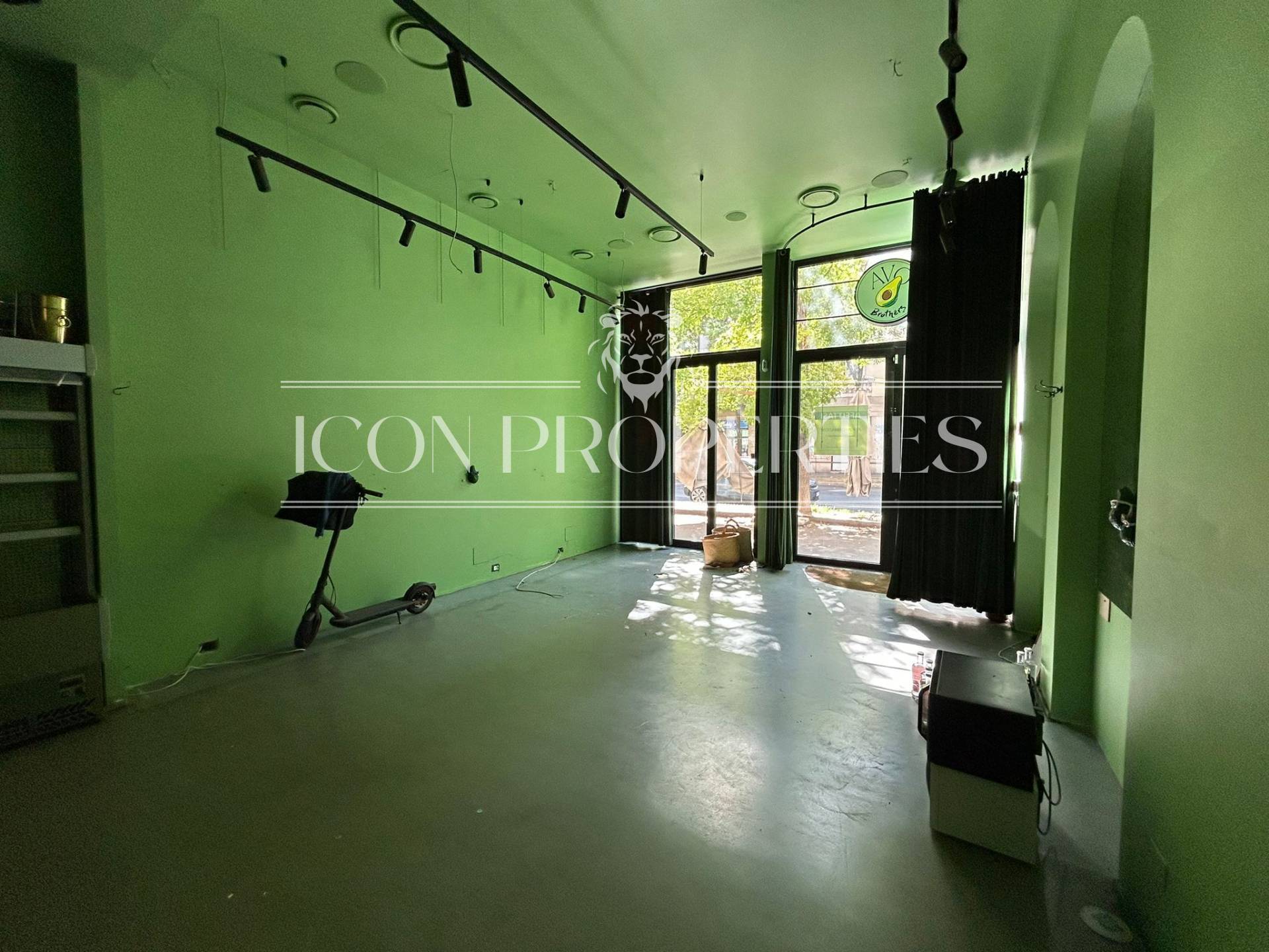 Negozio in affitto a Milano, Corso XXII Marzo