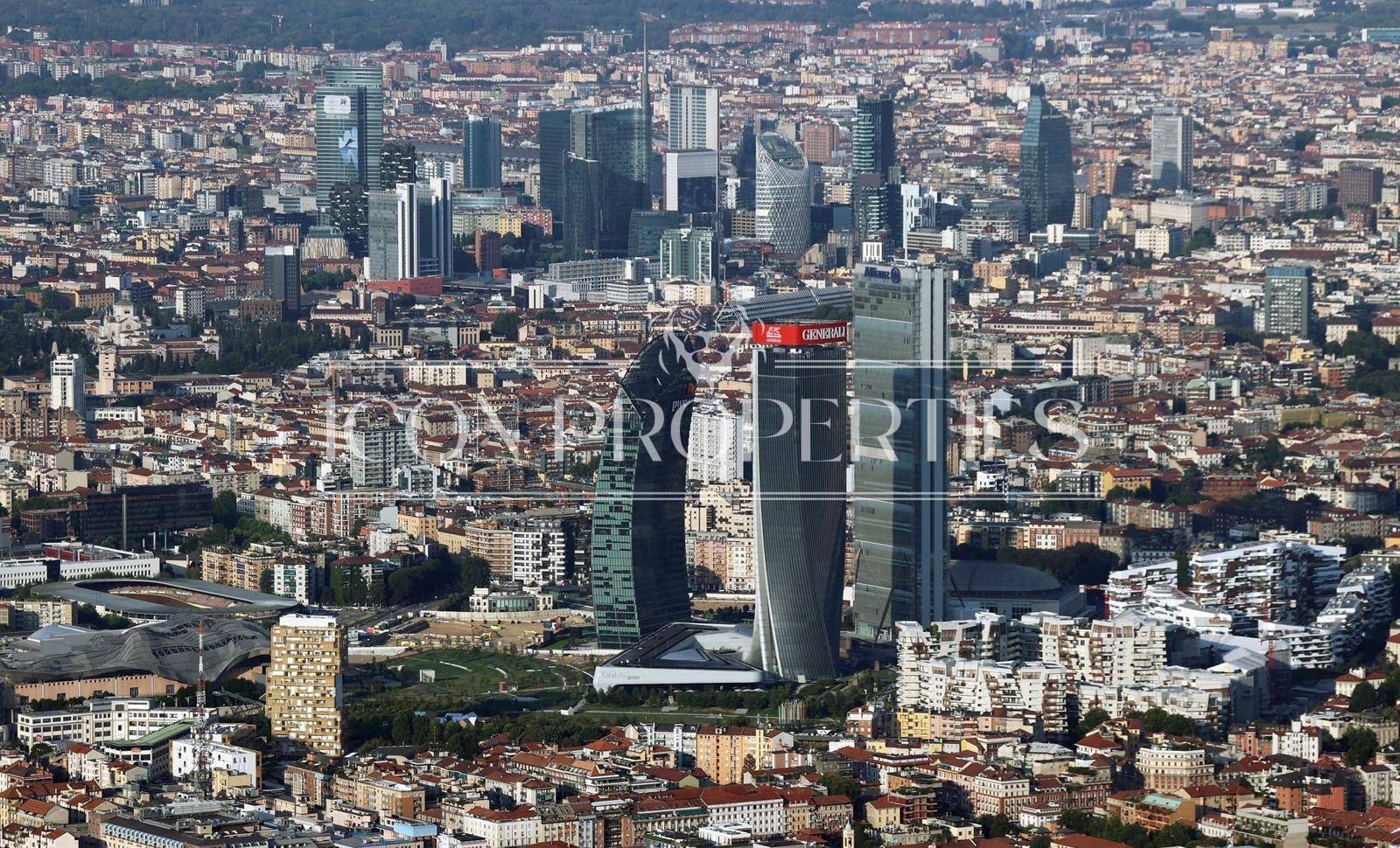 Palazzo in vendita a Milano, Amendola