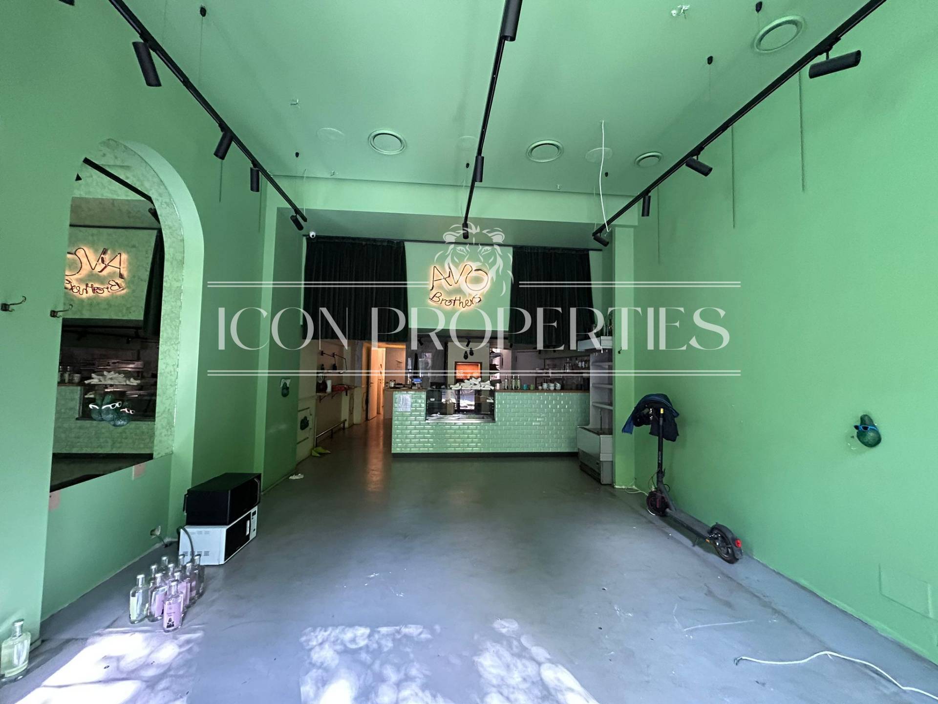 Negozio in affitto a Milano, Corso XXII Marzo