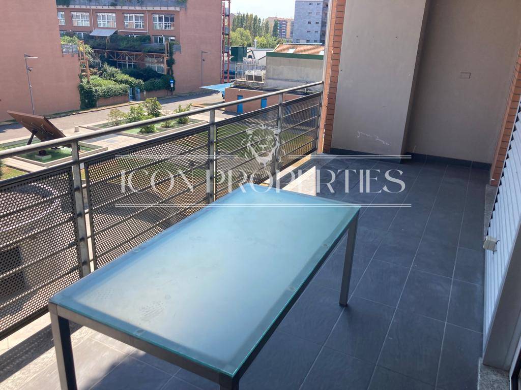 Appartamento in affitto a Milano, Savona
