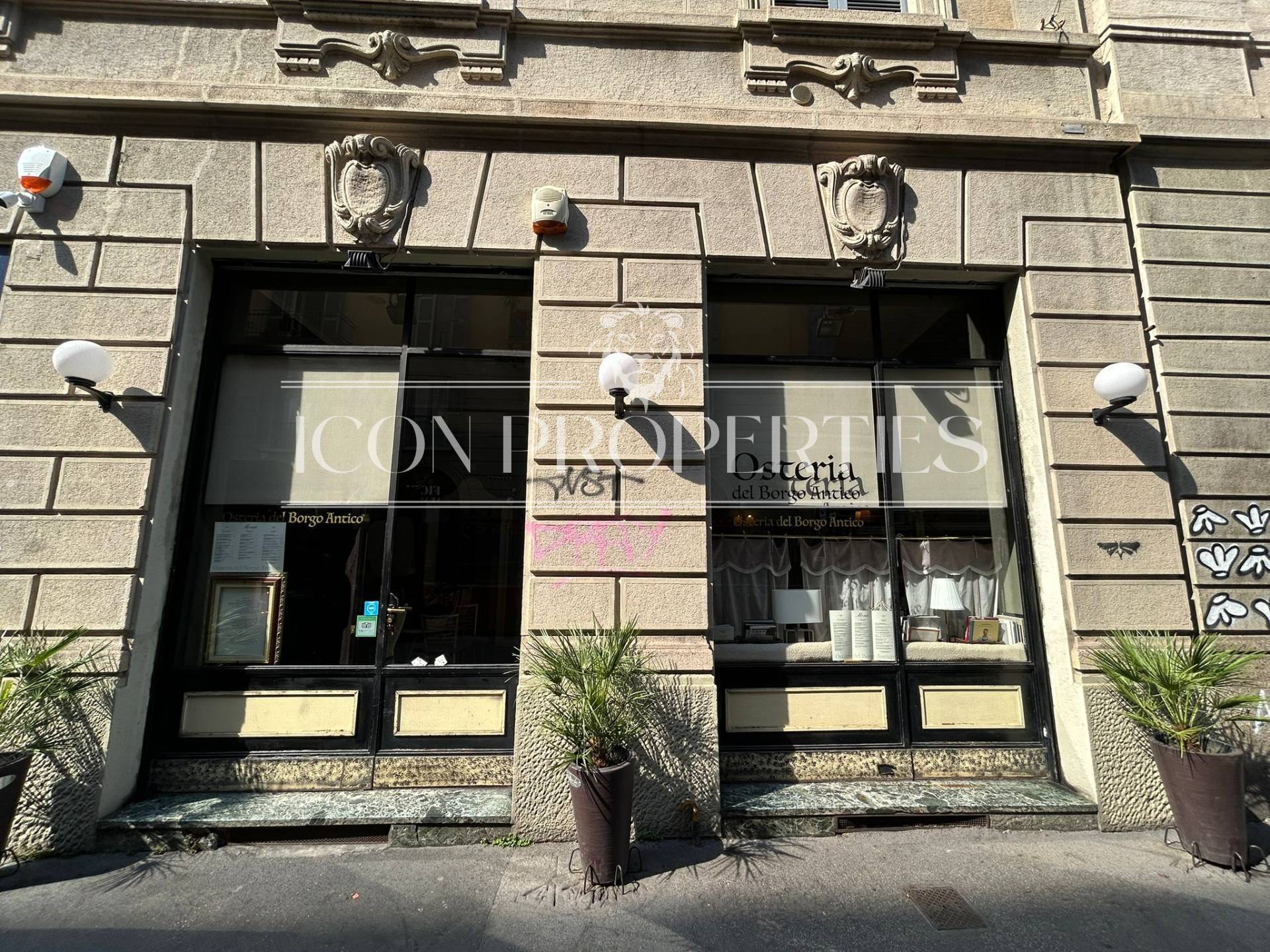 Negozio in vendita a Milano, Sempione