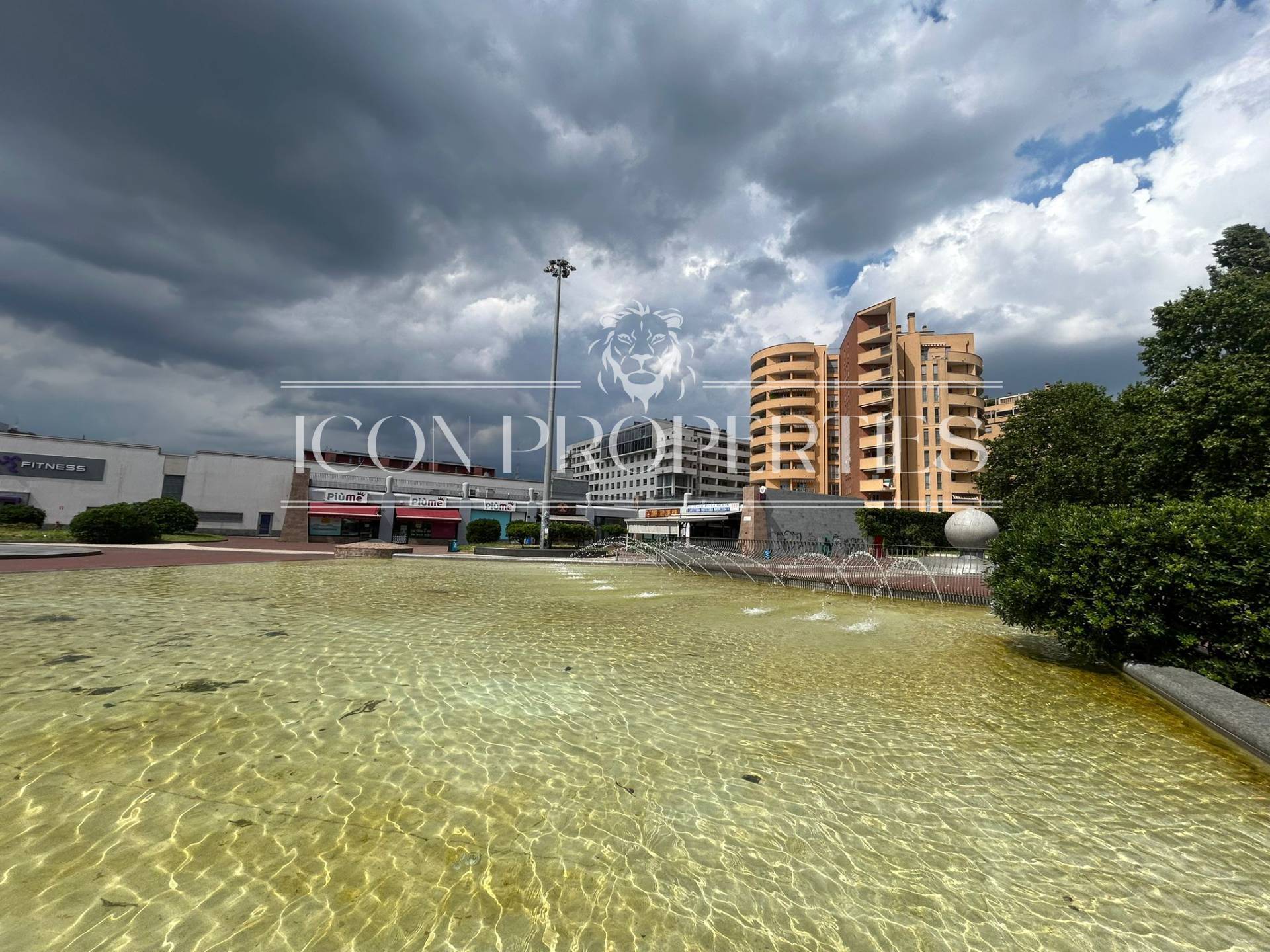 Negozio in affitto a Milano, Lambrate