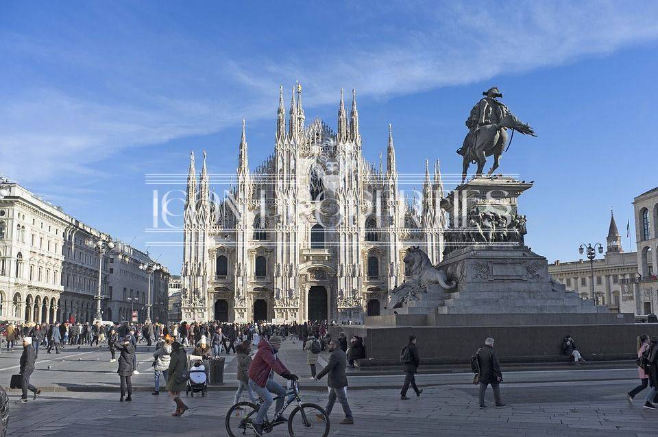 Ufficio in vendita a Milano, Duomo