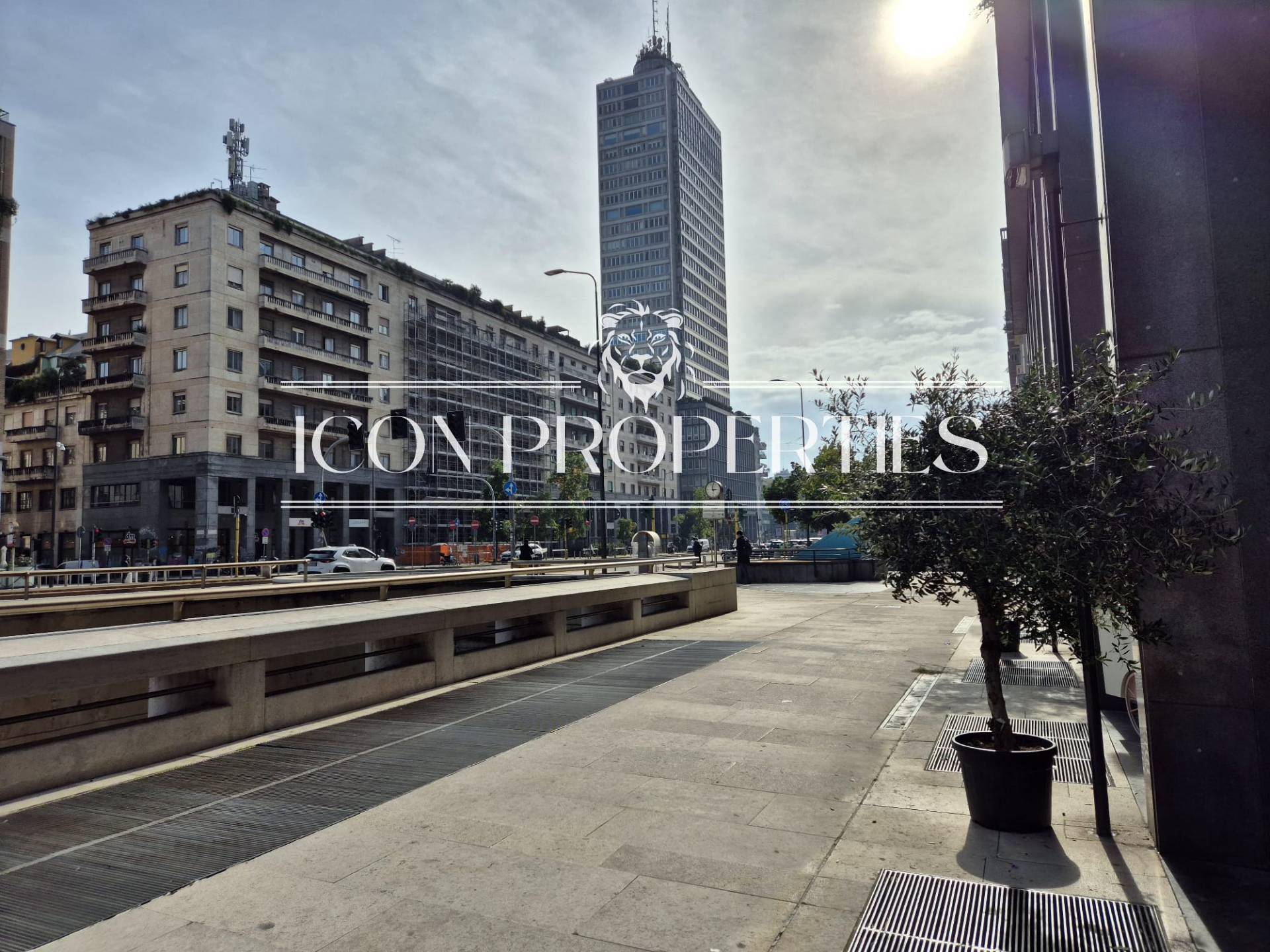Ufficio in affitto a Milano, Repubblica