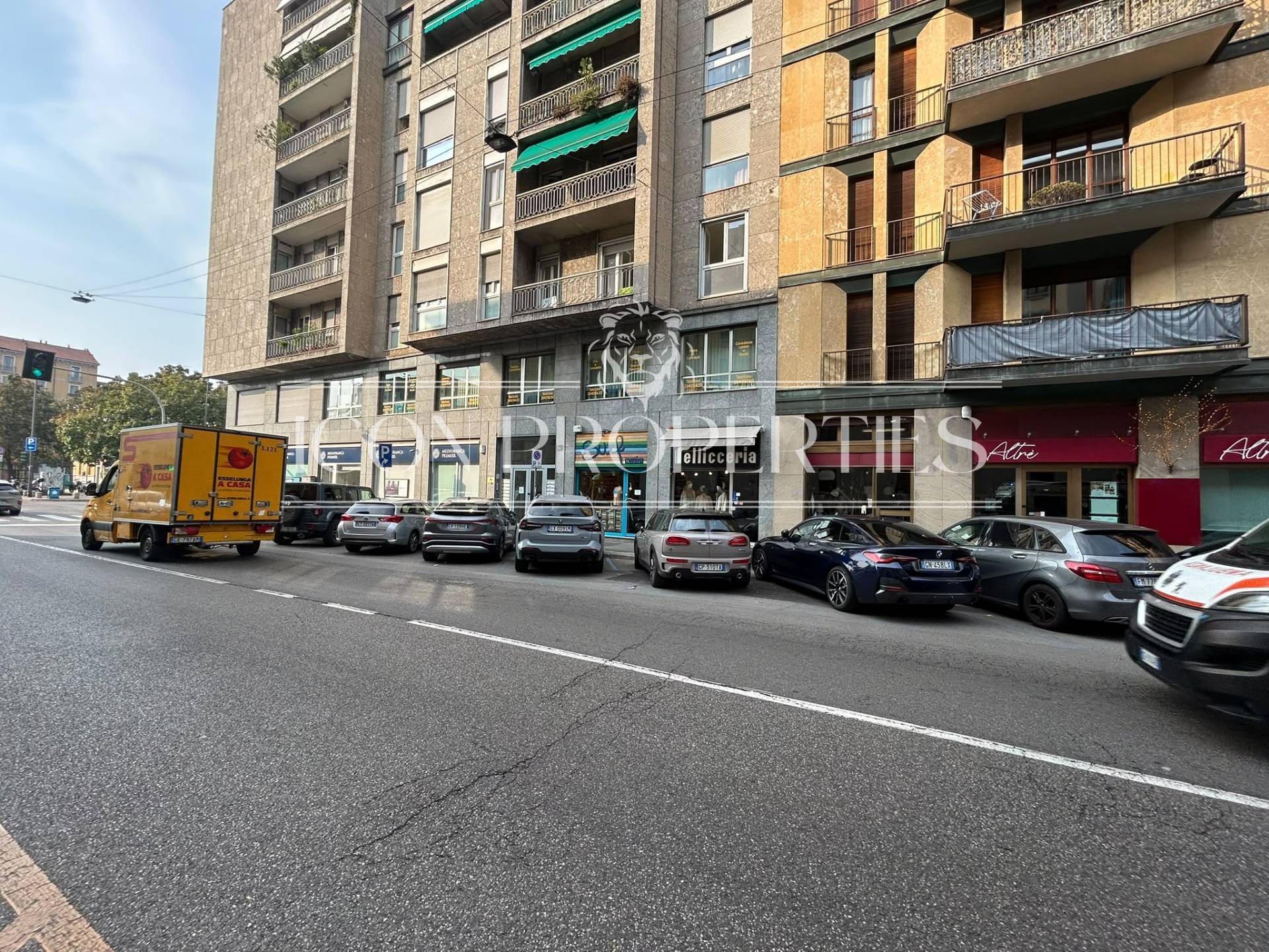 Negozio in affitto a Milano, P.ta Venezia