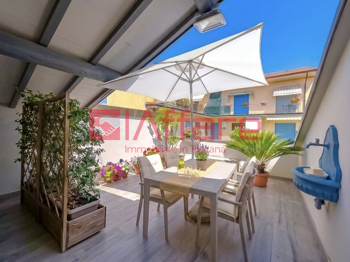 Villa con terrazzo a Montecatini-Terme