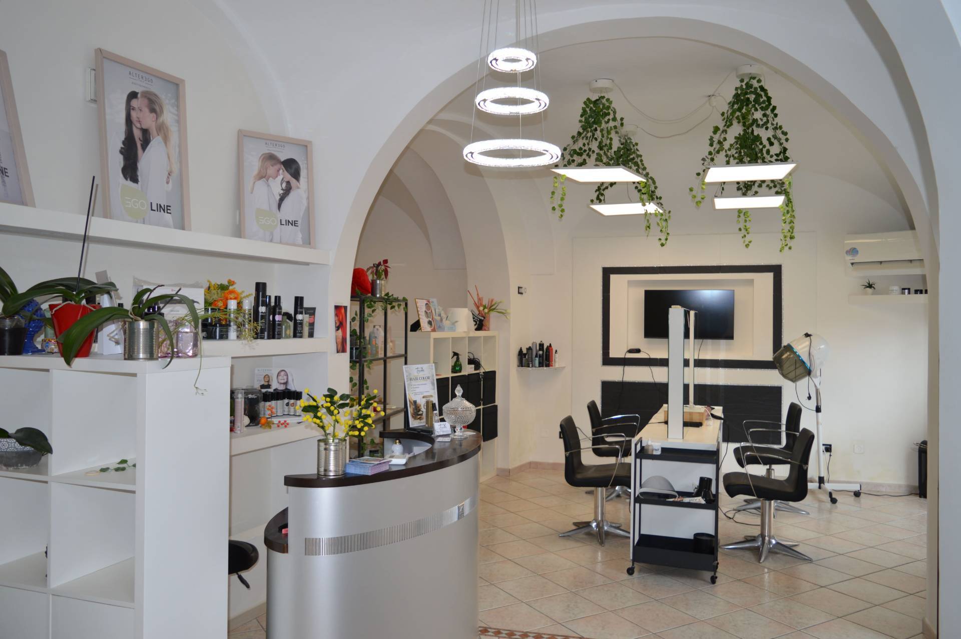 Locale commerciale in vendita a Vasto, Vasto Paese