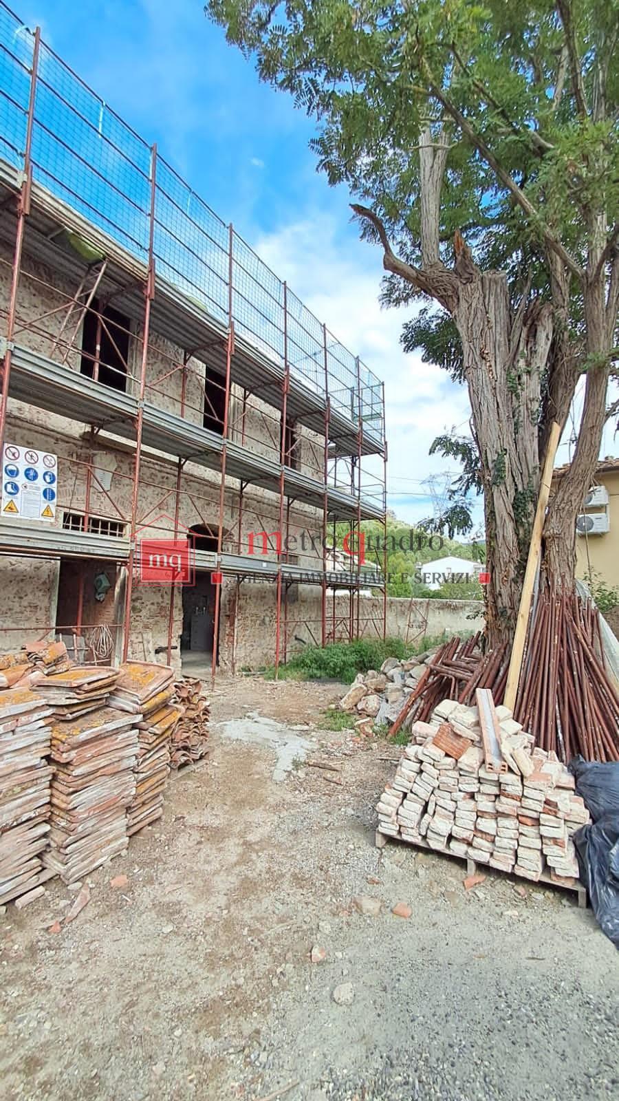 Rustico con giardino a Calci