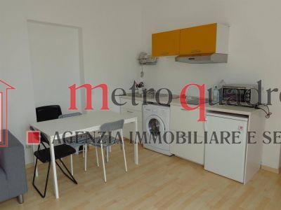 Bilocale arredato in affitto, Pisa porta a lucca