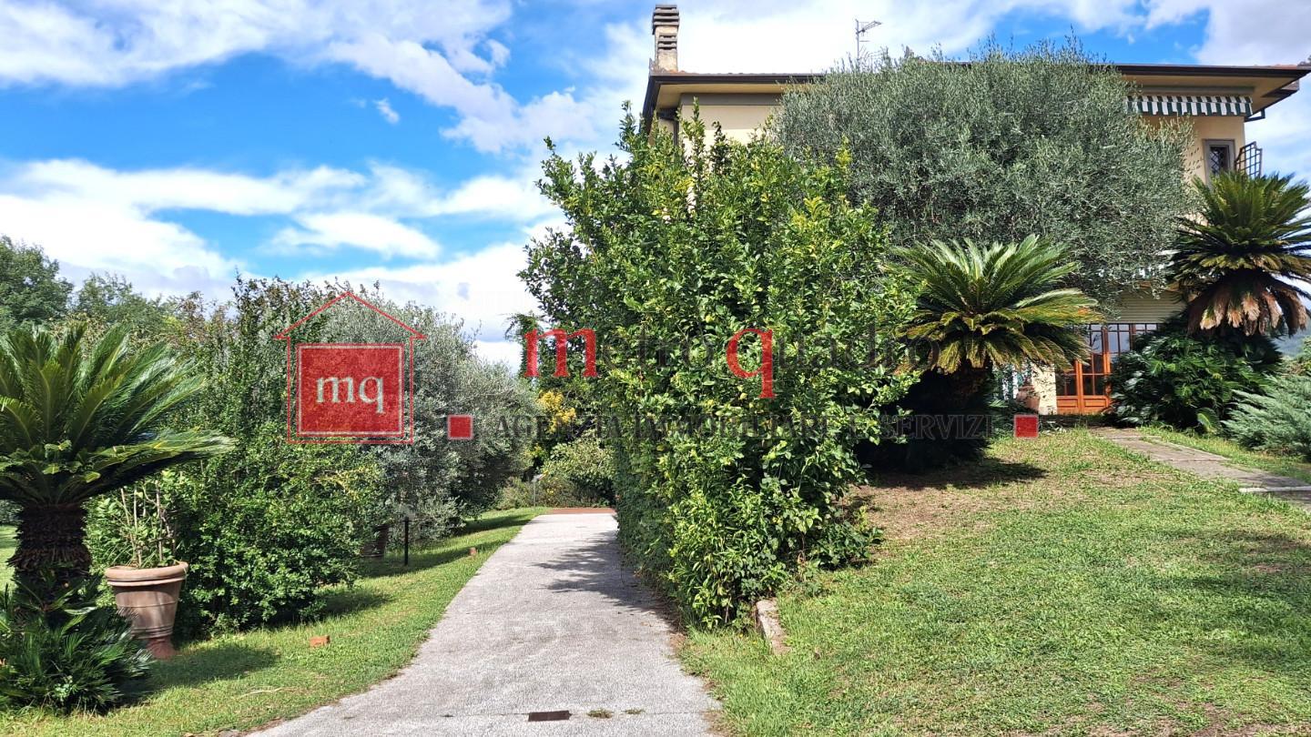 Villa con giardino, San Giuliano Terme pontasserchio