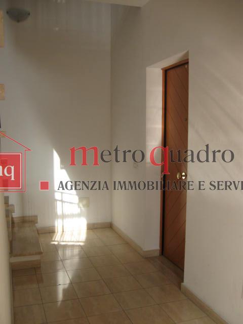 Trilocale arredato in affitto, Pisa porta nuova