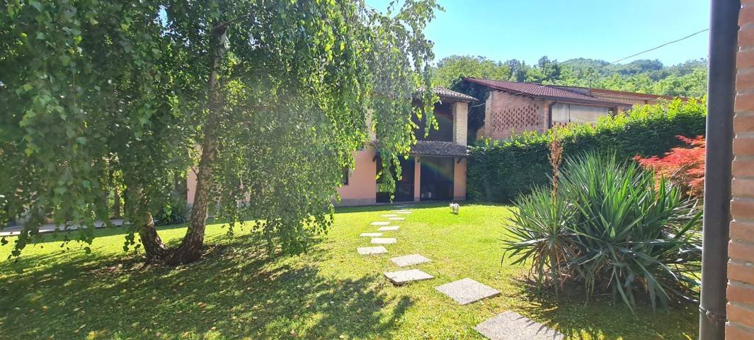 Casa singola in vendita a Montesegale