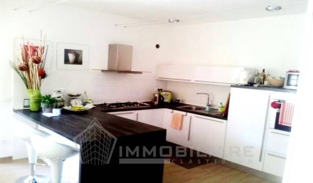 Casa singola in vendita a Torricella Verzate