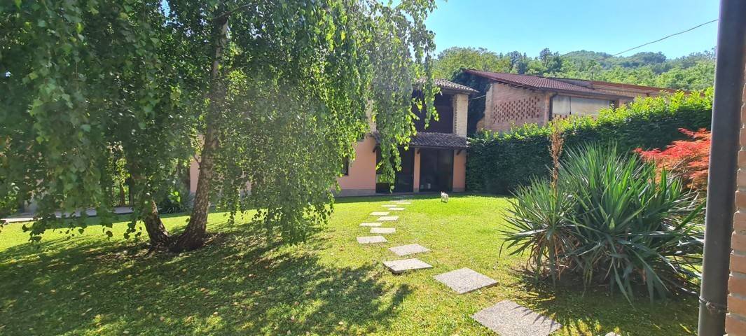 Casa singola in vendita a Montesegale