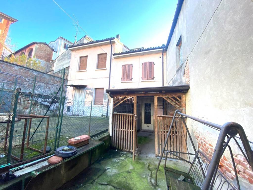 Casa singola in vendita a Stradella