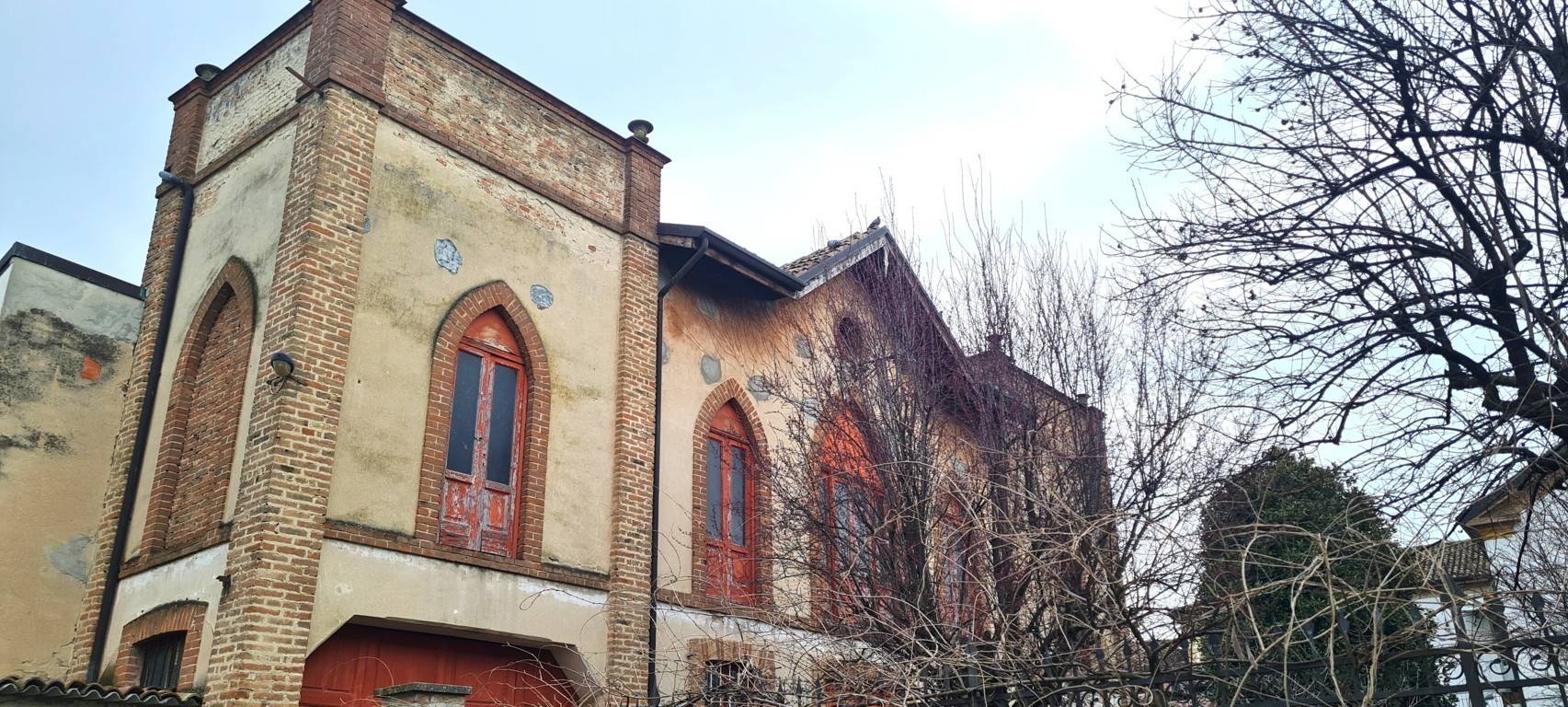 Rustico in vendita a Montebello della Battaglia