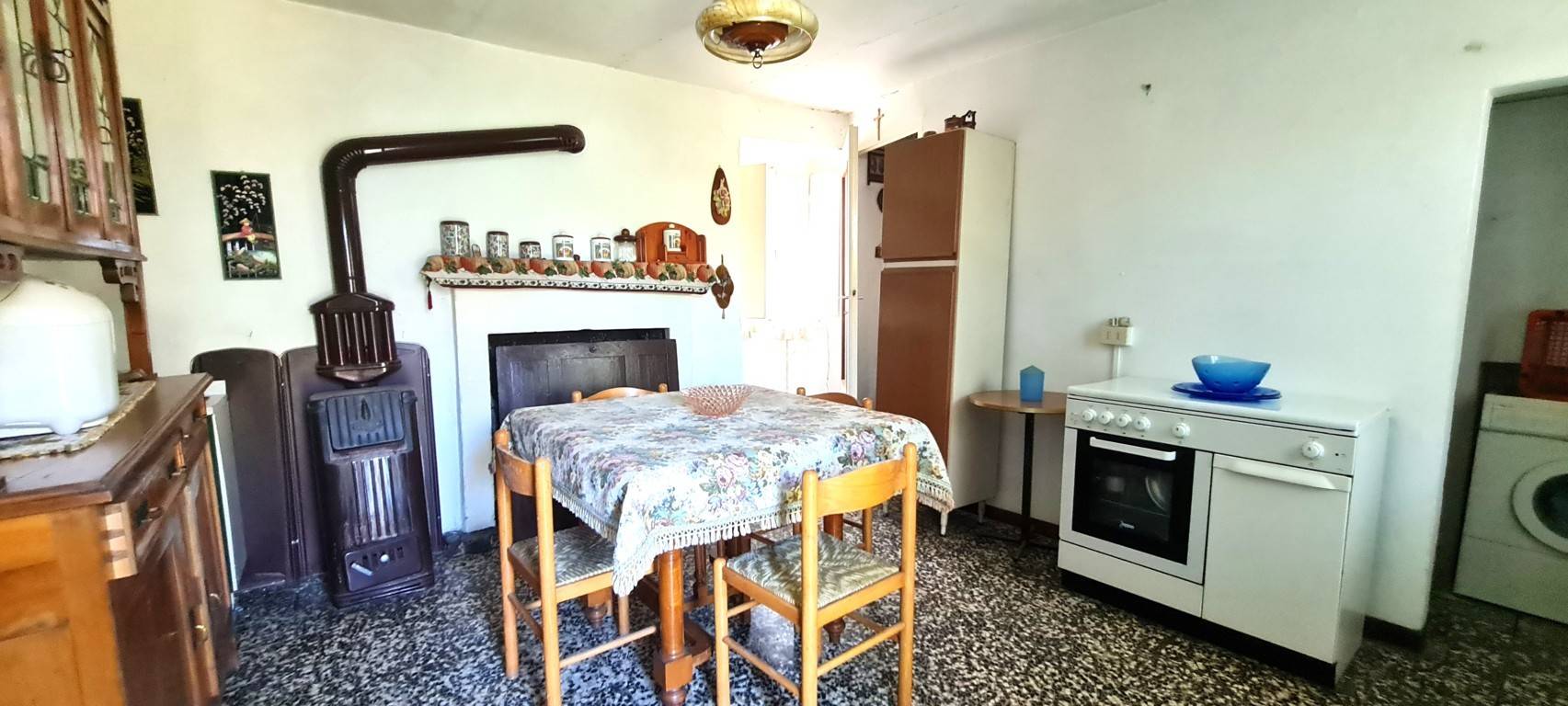 Villette a schiera in vendita a Montecalvo Versiggia