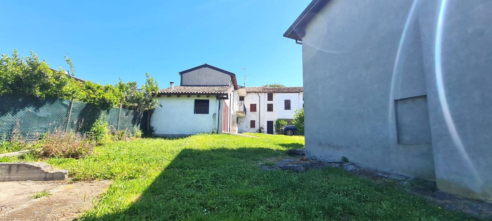 Villette a schiera in vendita a Montecalvo Versiggia