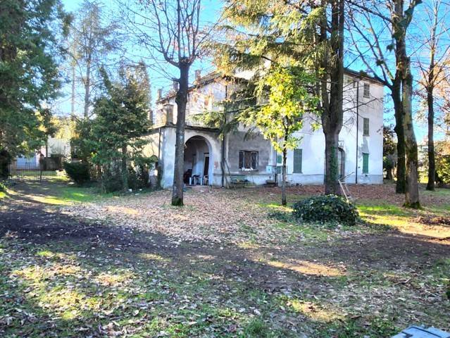 Casa singola in vendita a Casteggio