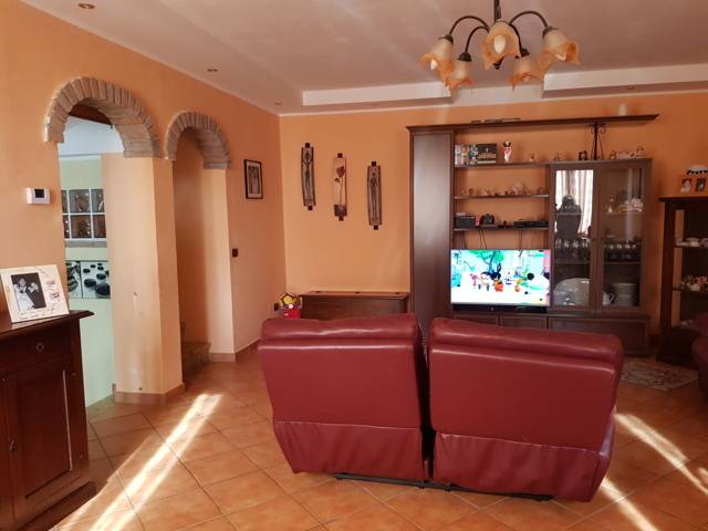 Casa singola in vendita a Corvino San Quirico