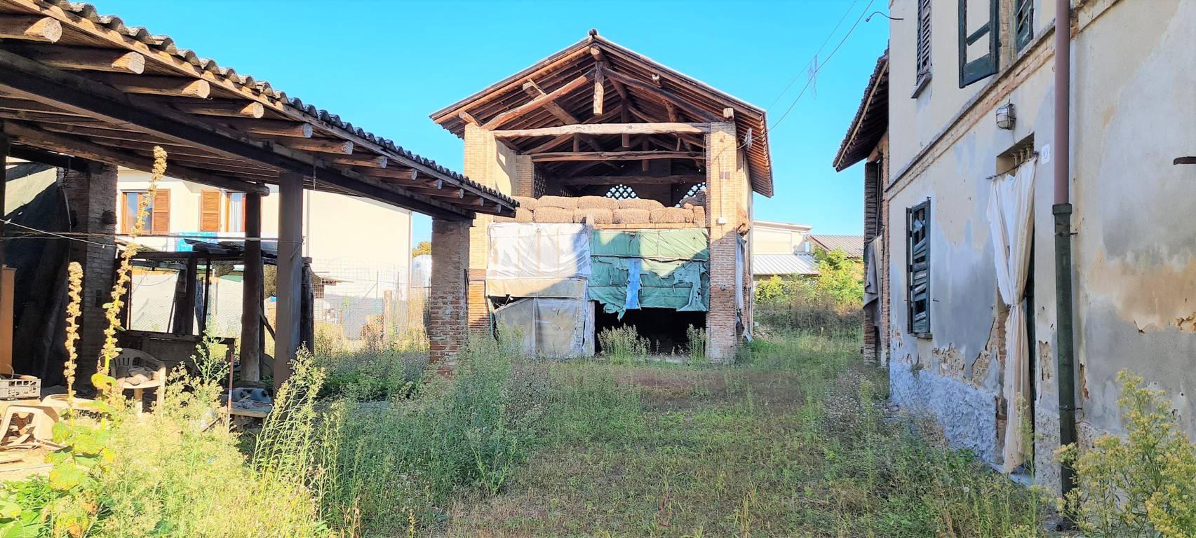 Casa singola in vendita a Santa Giuletta