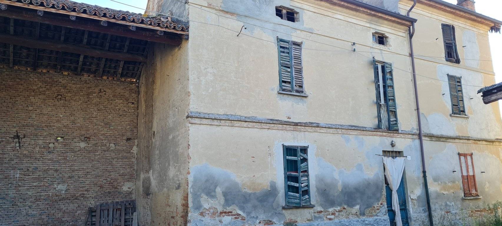 Casa singola in vendita a Santa Giuletta