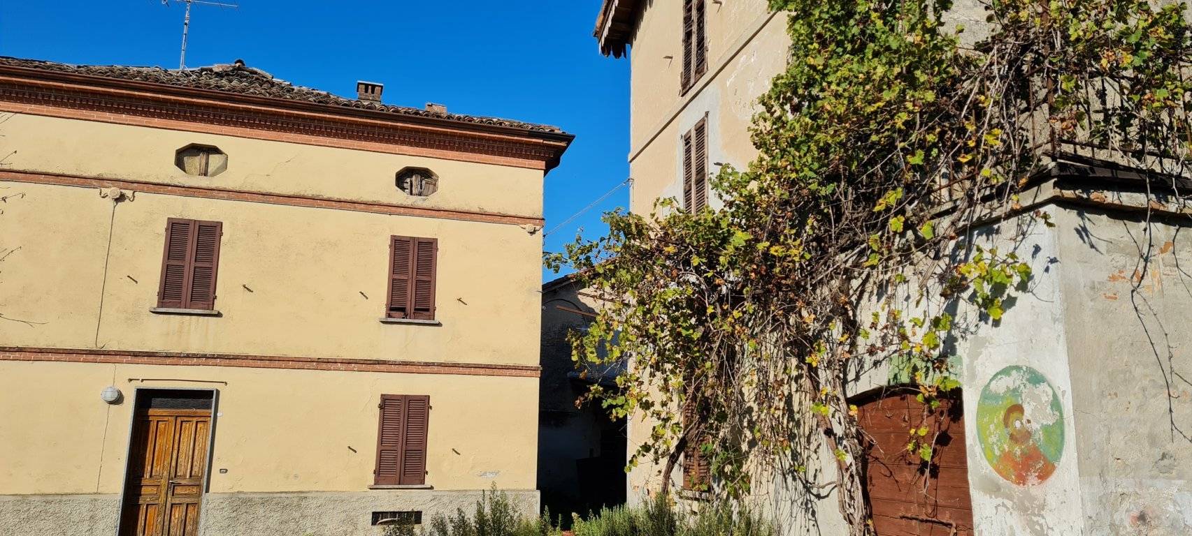 Casa singola in vendita a Santa Giuletta