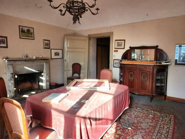 Locale commerciale in vendita a Casteggio