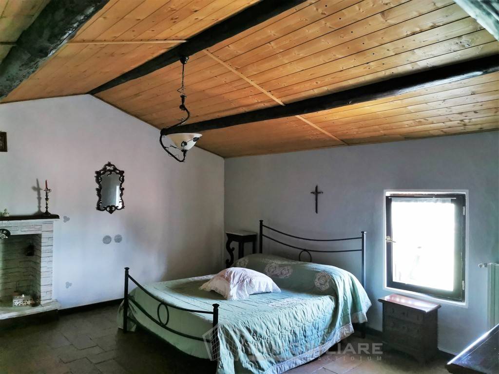 Casa singola in vendita a Corvino San Quirico