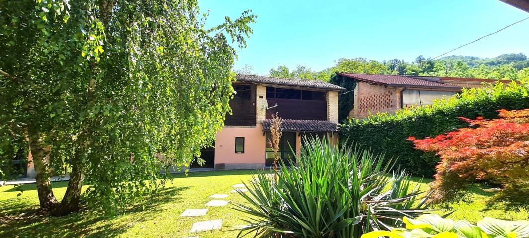 Casa singola in vendita a Montesegale