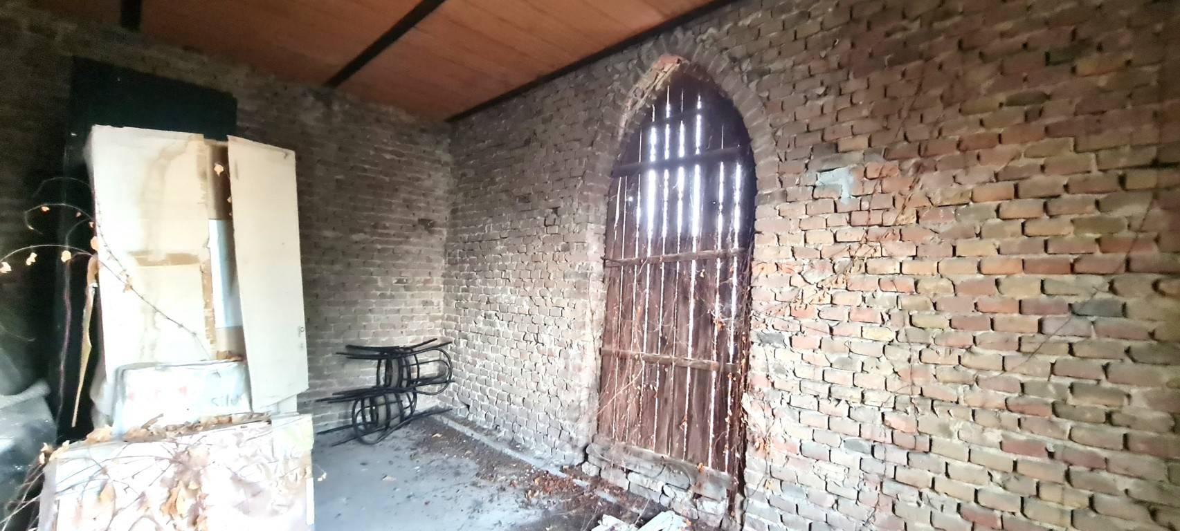 Rustico in vendita a Montebello della Battaglia